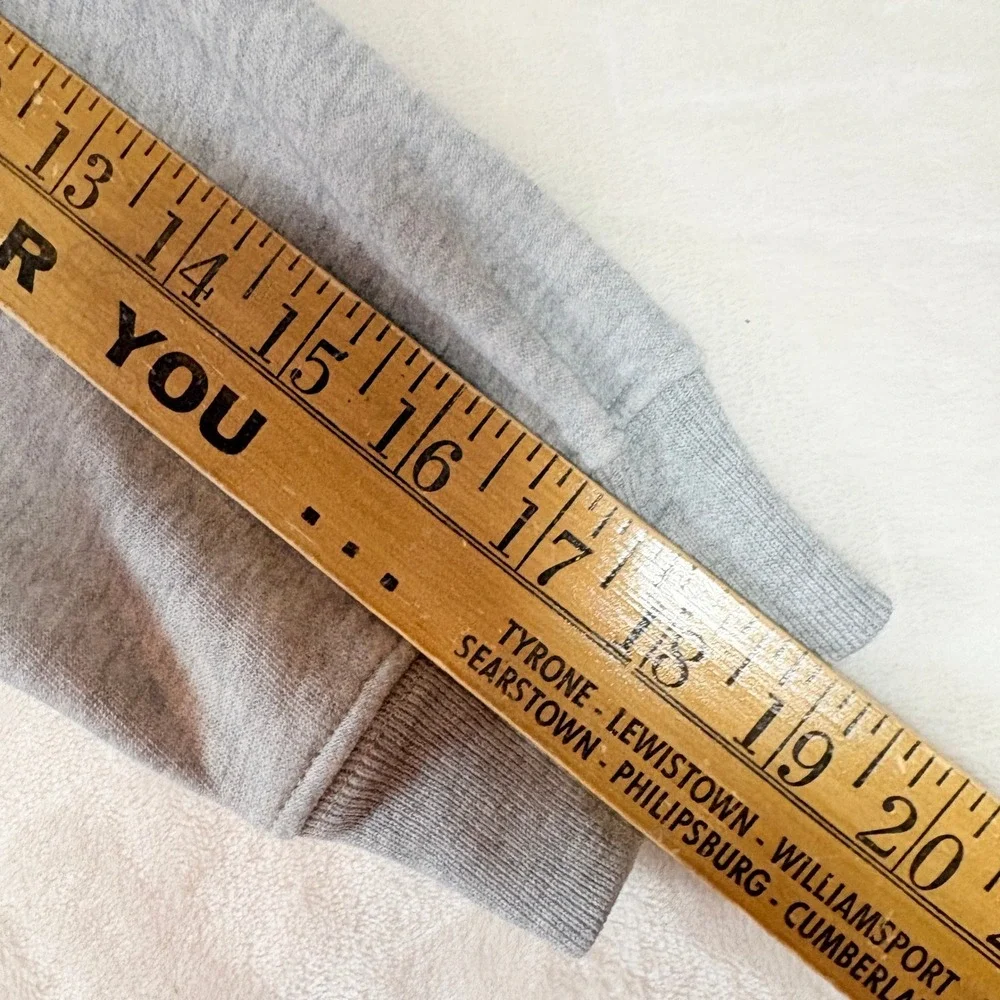 GAP classic gray